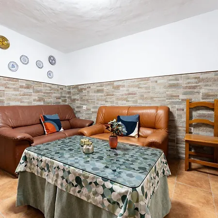 Chalet Malagasuite Rural Alcaucín